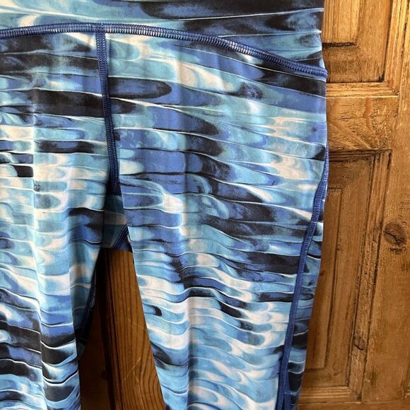 Lululemon 4 Train Times 7/8 Pant *25" Leggings Mesh‎ Detail Cropped - Picture 5 of 13